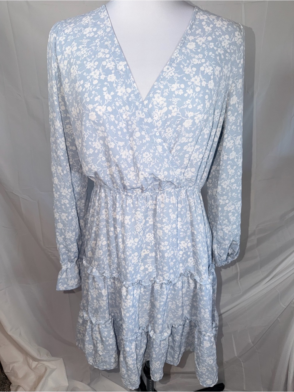 Inspired Hearts Light Blue & White Floral V-Neck Tiered Dress